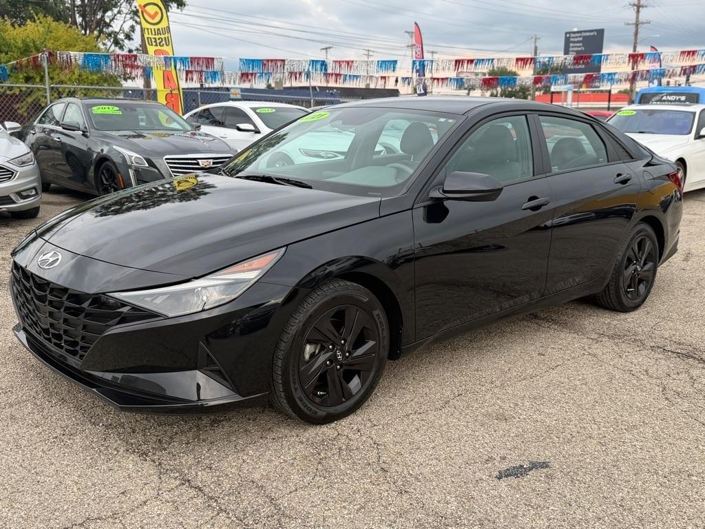 Hyundai Elantra SEL 2021