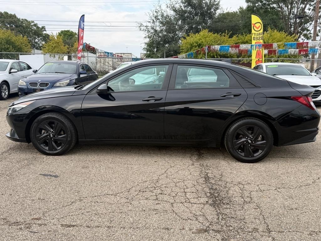 Hyundai Elantra SEL 2021