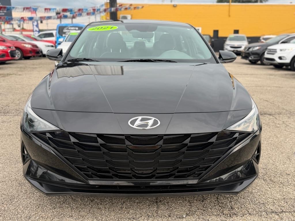 Hyundai Elantra SEL 2021