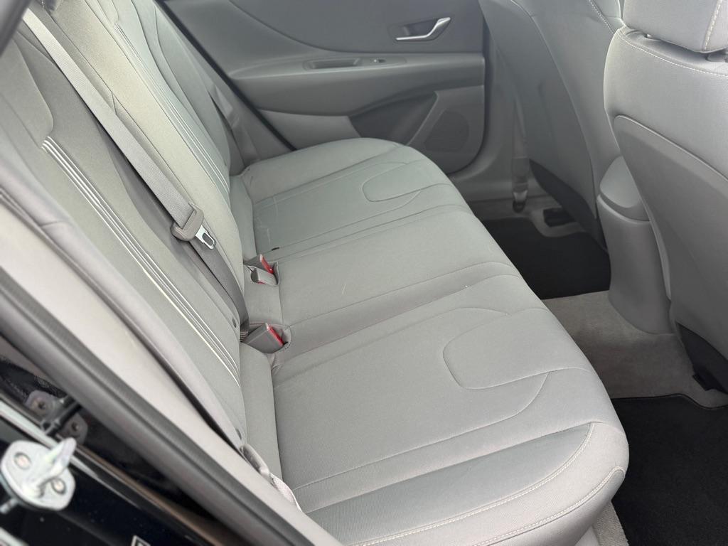 Hyundai Elantra SEL 2021