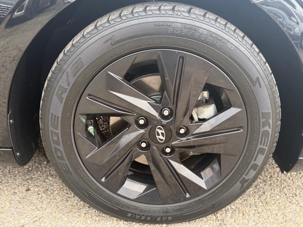Hyundai Elantra SEL 2021