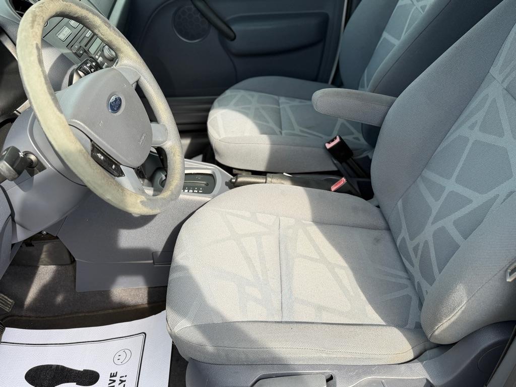 Ford Transit Connect XLT with Side and Rear Door Glass 2011