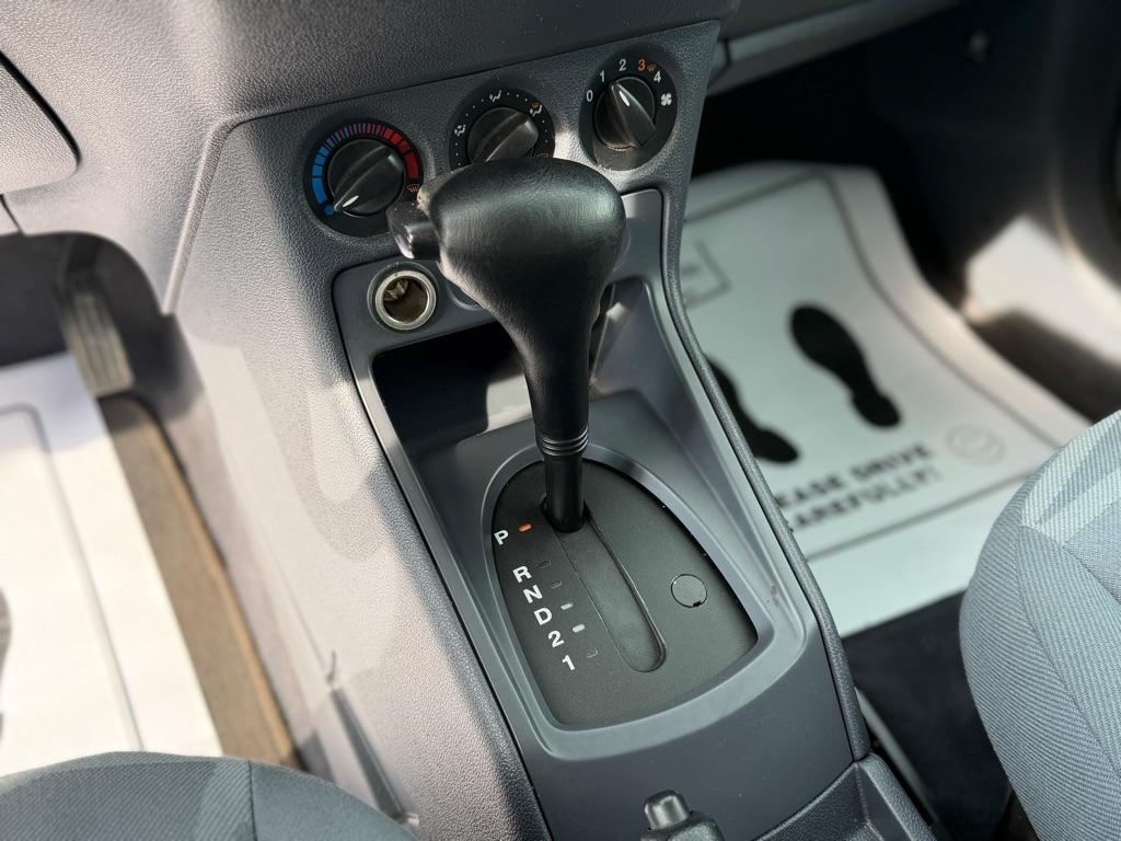 Ford Transit Connect XLT with Side and Rear Door Glass 2011