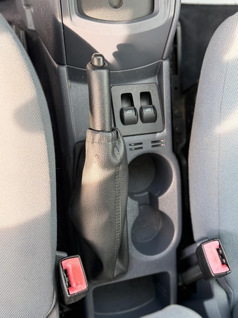 Ford Transit Connect XLT with Side and Rear Door Glass 2011
