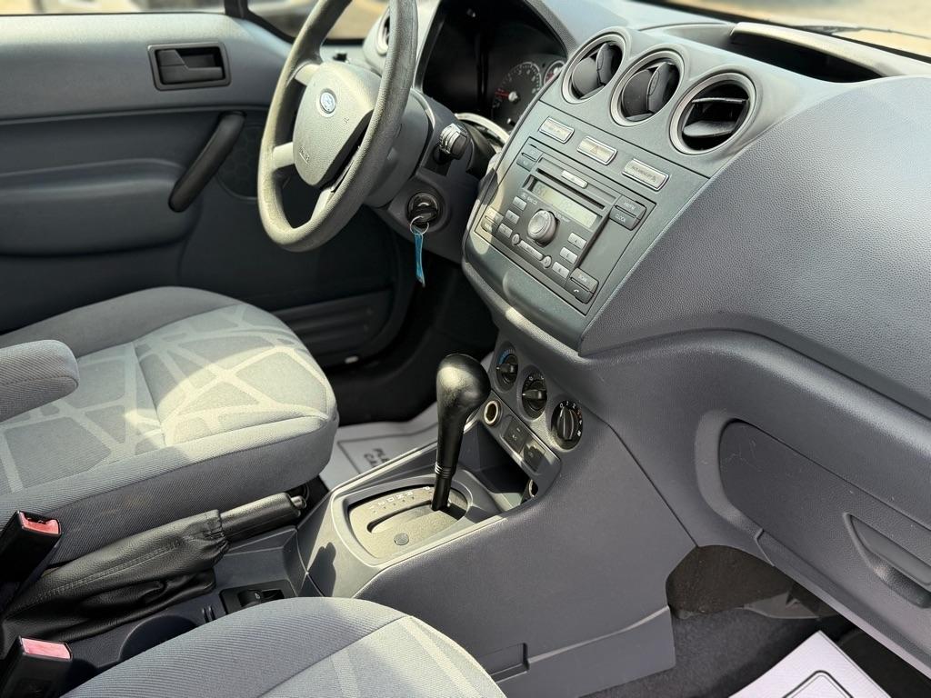 Ford Transit Connect XLT with Side and Rear Door Glass 2011