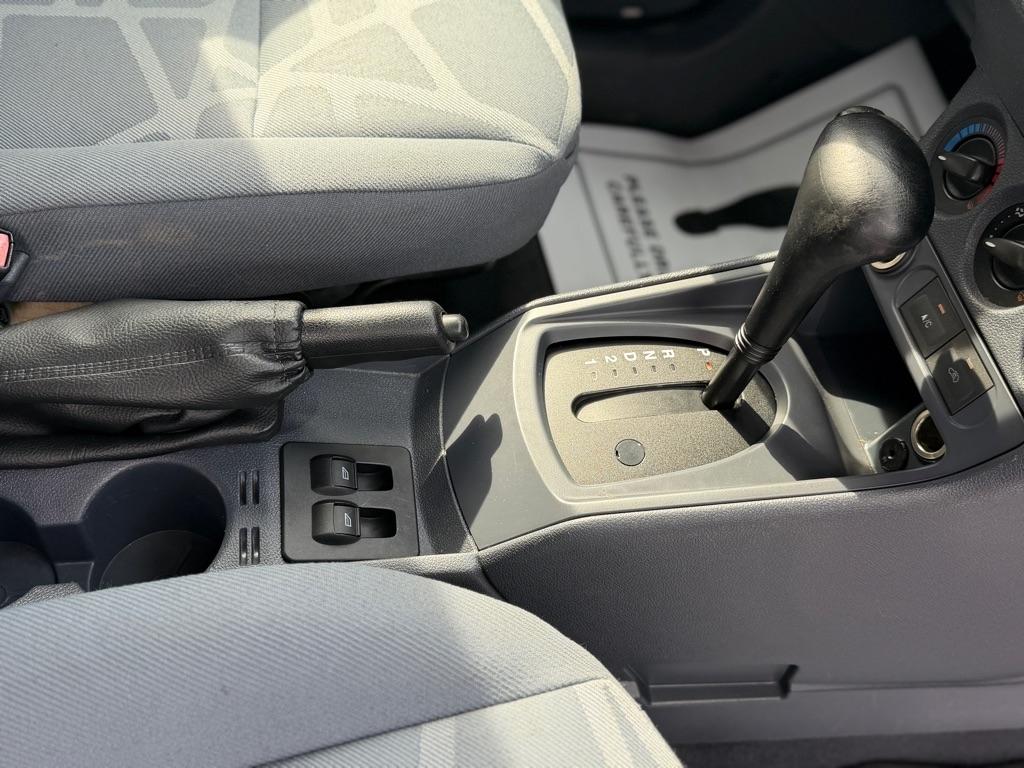 Ford Transit Connect XLT with Side and Rear Door Glass 2011