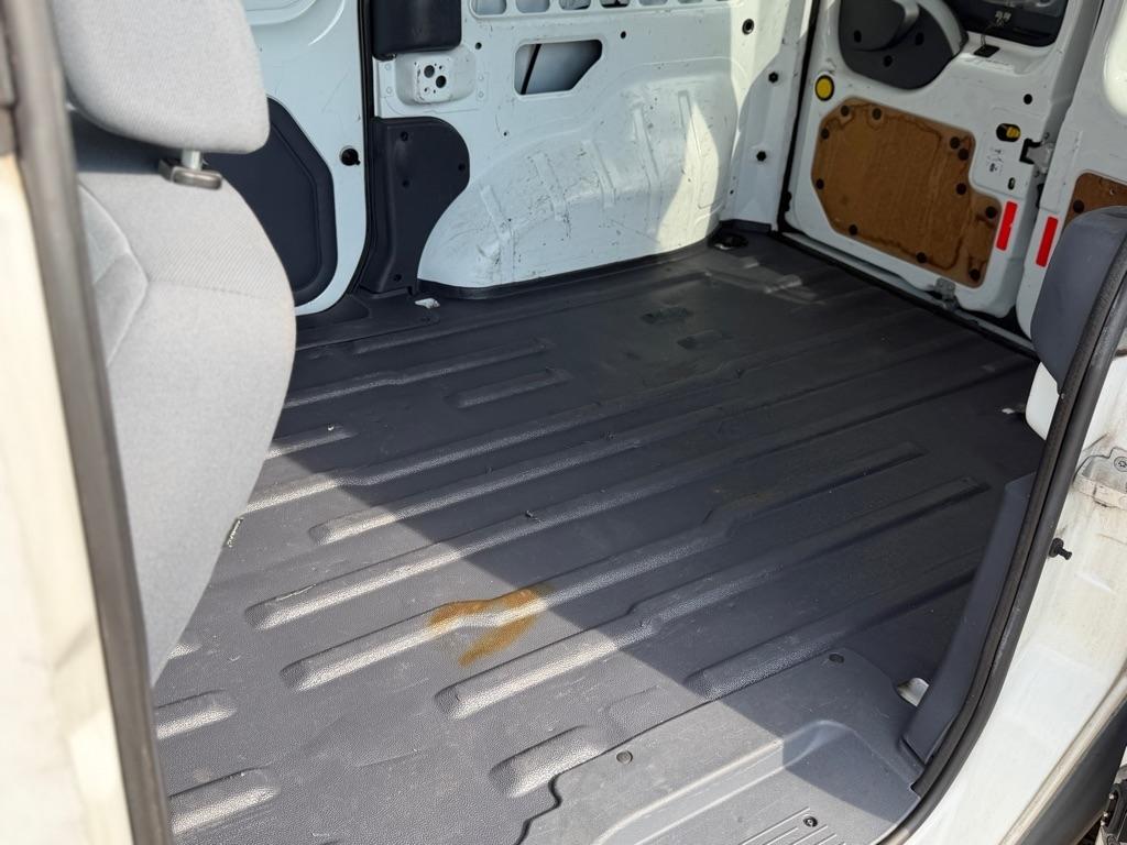 Ford Transit Connect XLT with Side and Rear Door Glass 2011