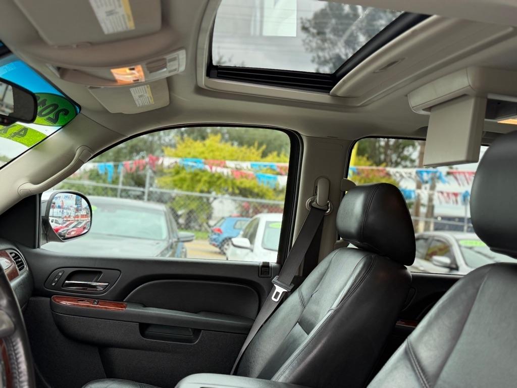 Chevrolet Suburban LTZ 1500 4WD 2013