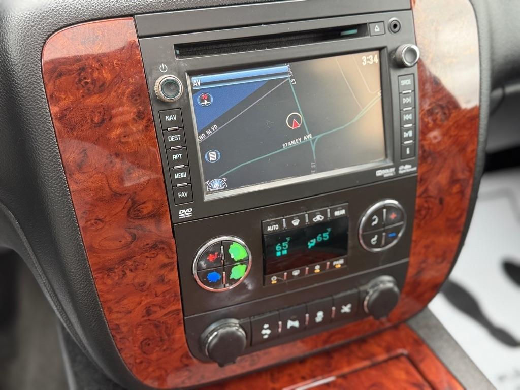 Chevrolet Suburban LTZ 1500 4WD 2013