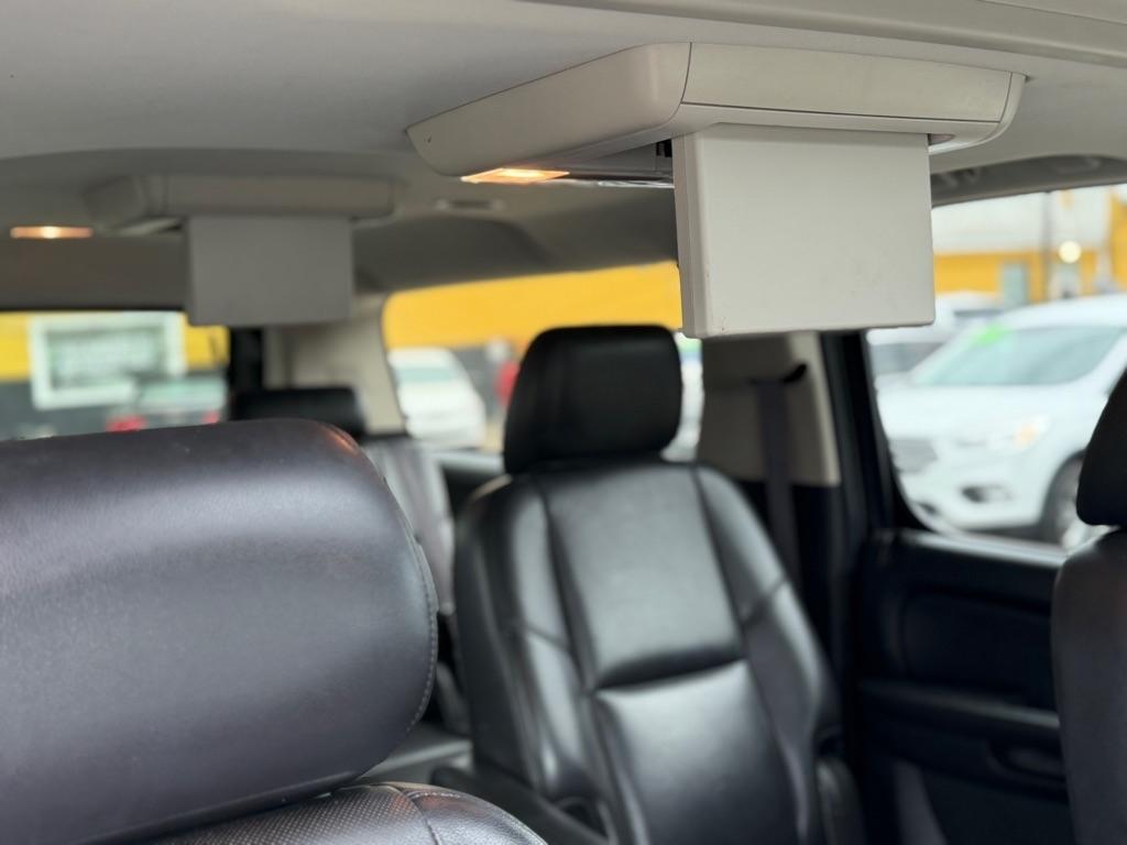 Chevrolet Suburban LTZ 1500 4WD 2013