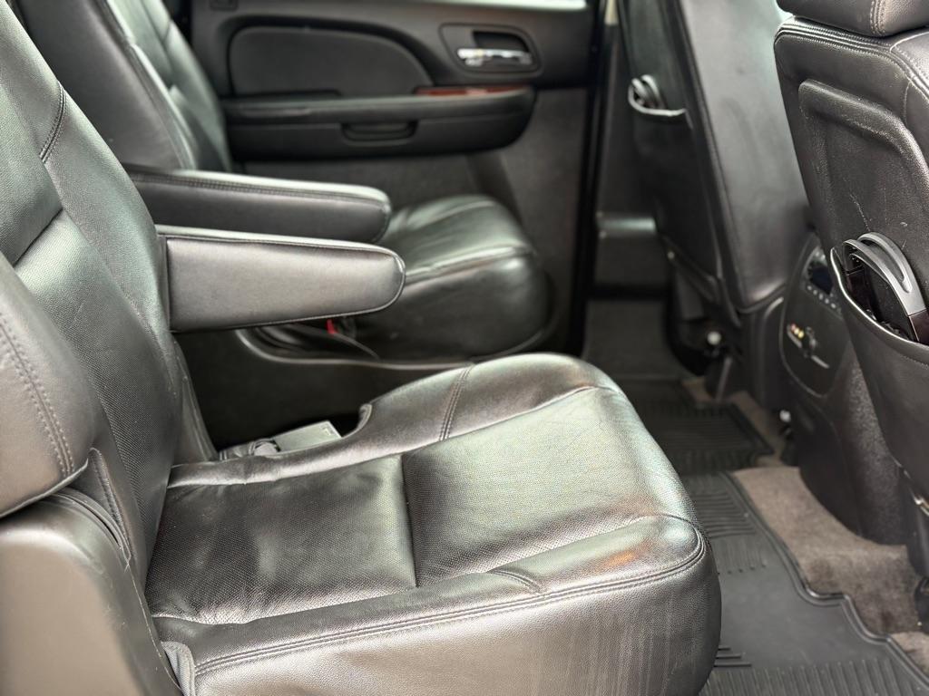 Chevrolet Suburban LTZ 1500 4WD 2013