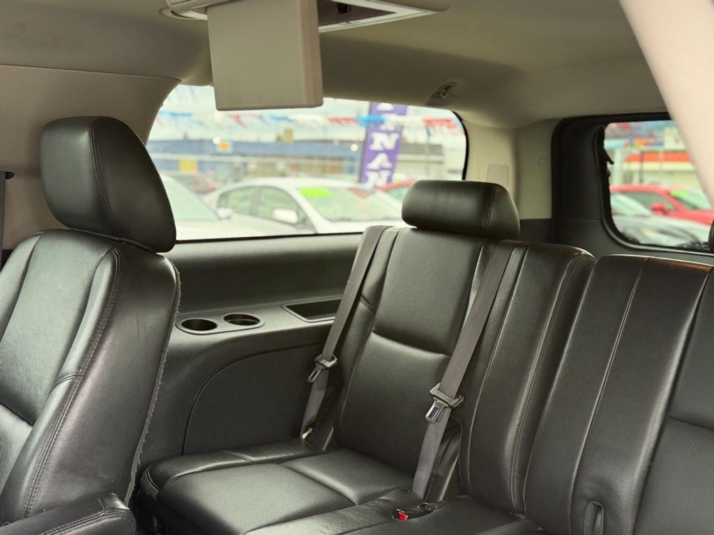 Chevrolet Suburban LTZ 1500 4WD 2013