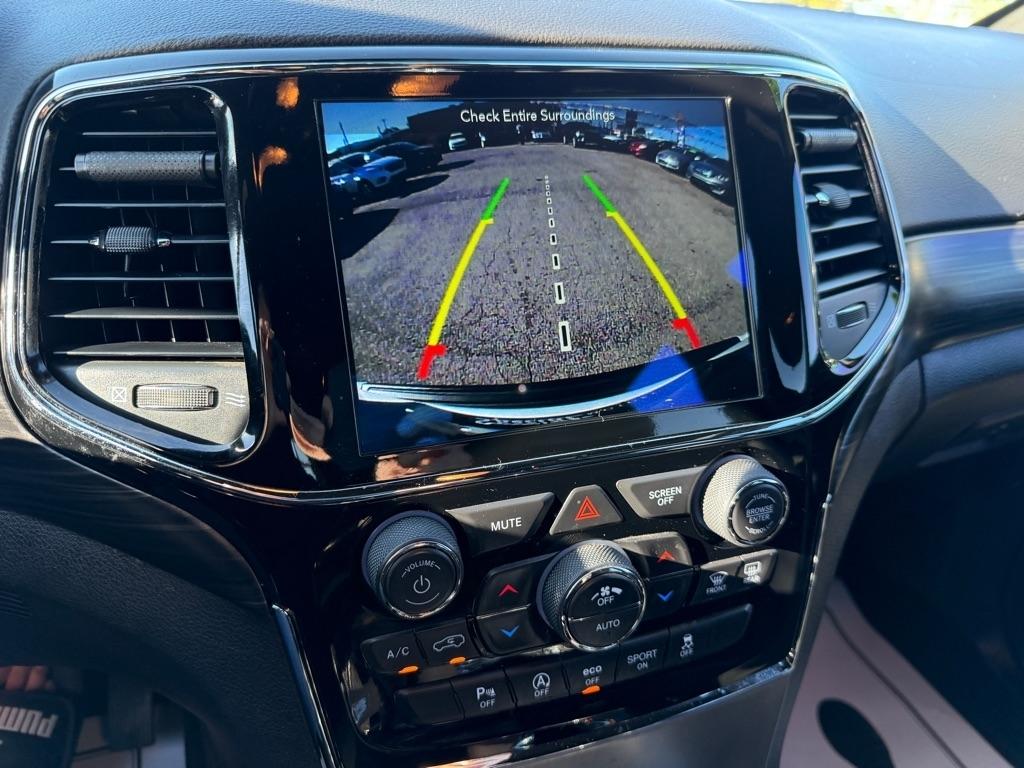 Jeep Grand Cherokee Laredo 2WD 2019