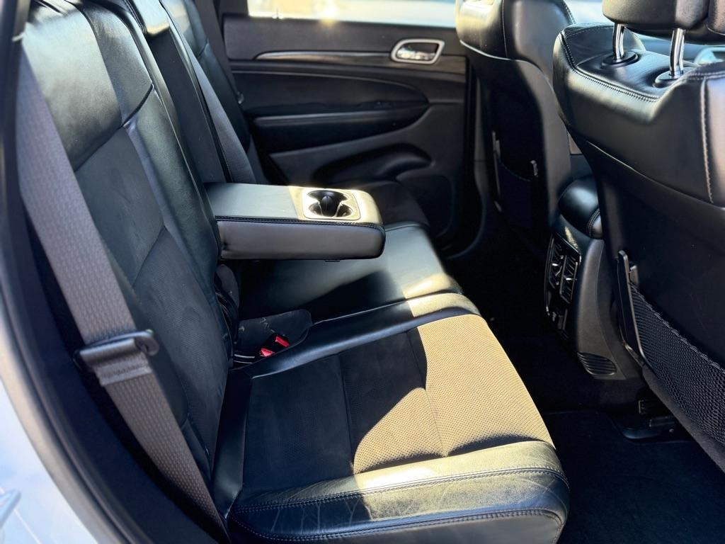 Jeep Grand Cherokee Laredo 2WD 2019
