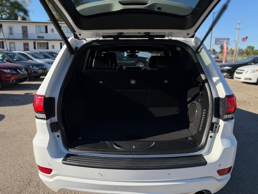 Jeep Grand Cherokee Laredo 2WD 2019