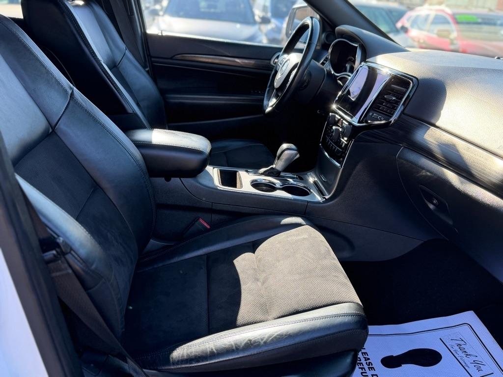 Jeep Grand Cherokee Laredo 2WD 2019