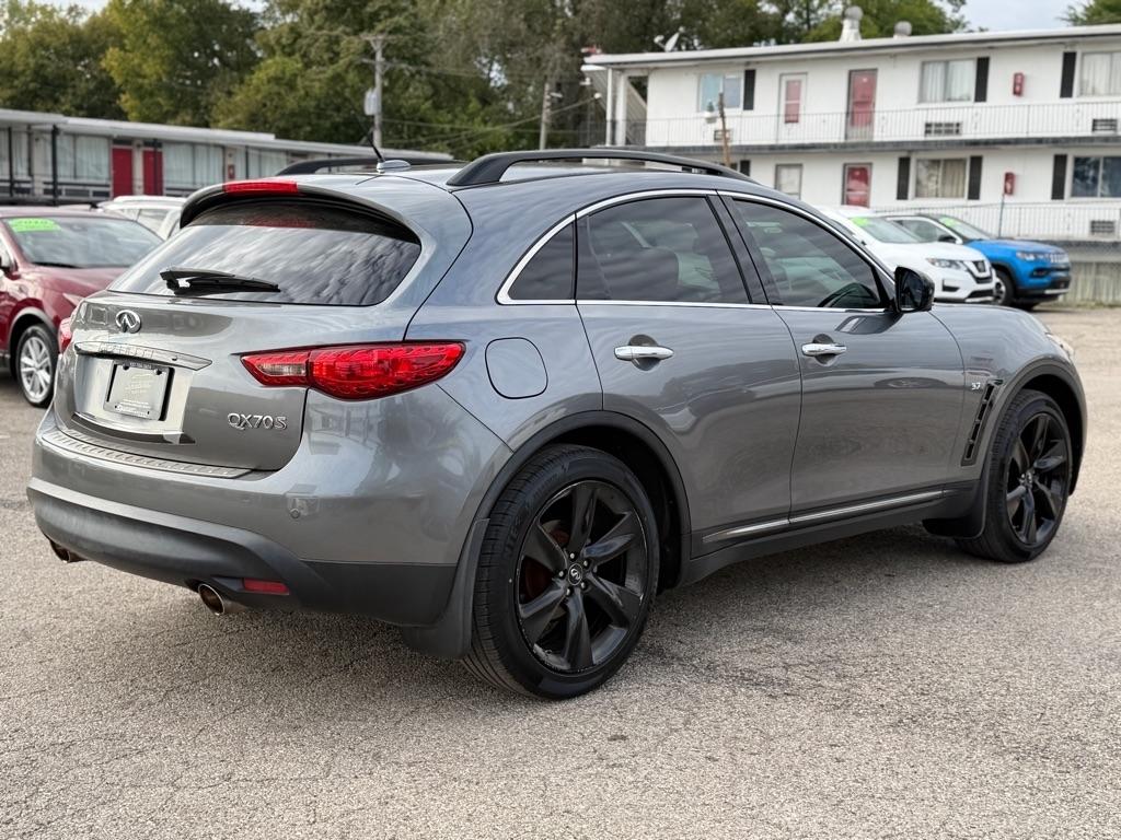 Infiniti QX70 Base AWD 2016