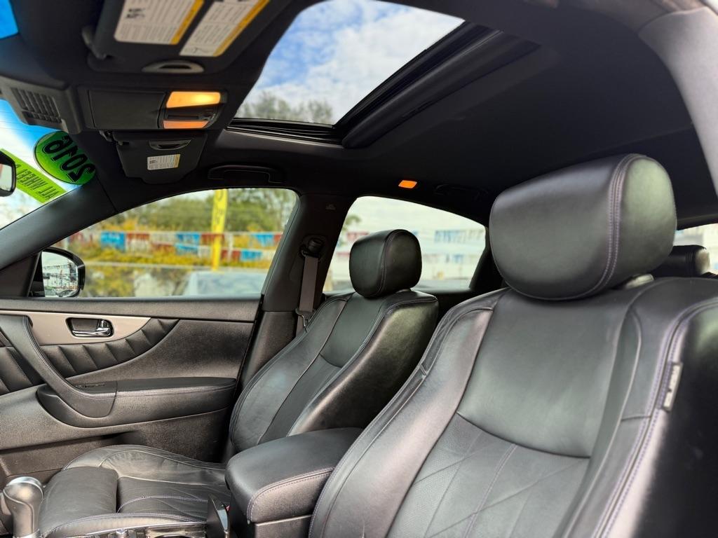 Infiniti QX70 Base AWD 2016