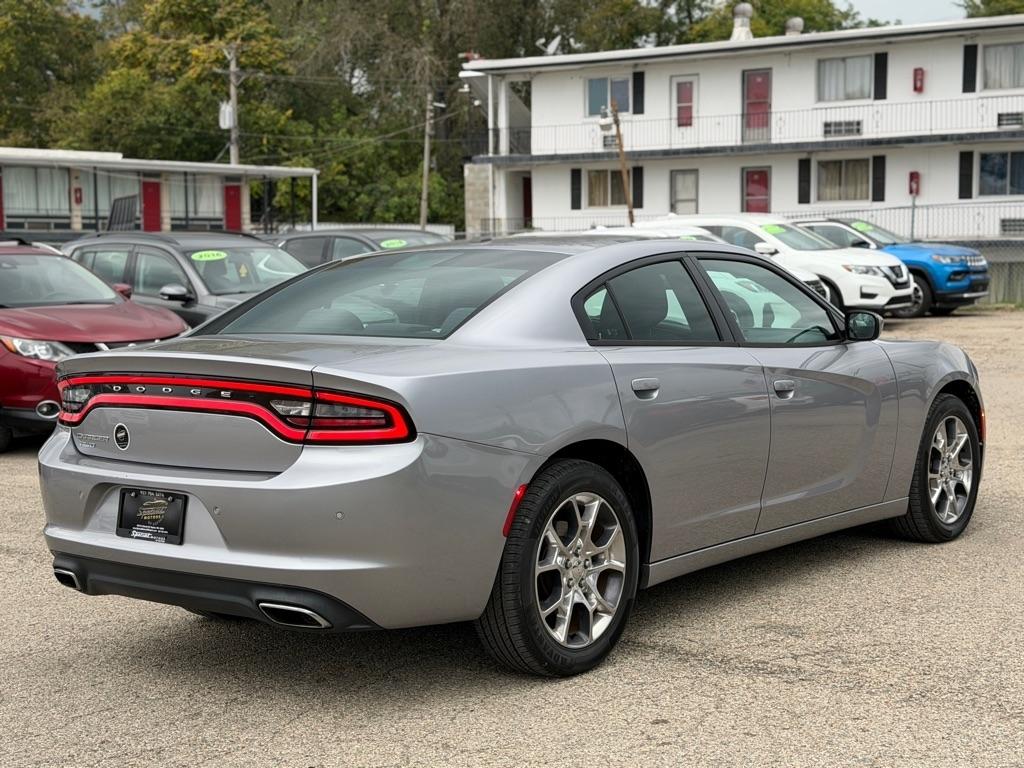 Dodge Charger SE 2015