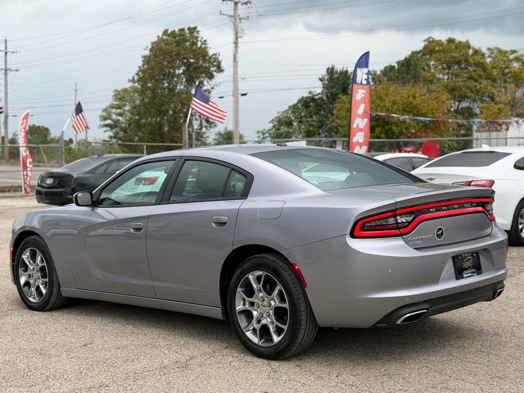 Dodge Charger SE 2015