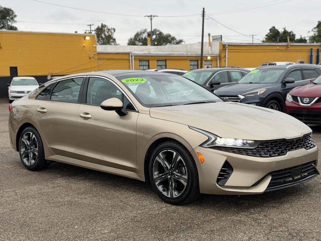 2022 Kia K5 EX