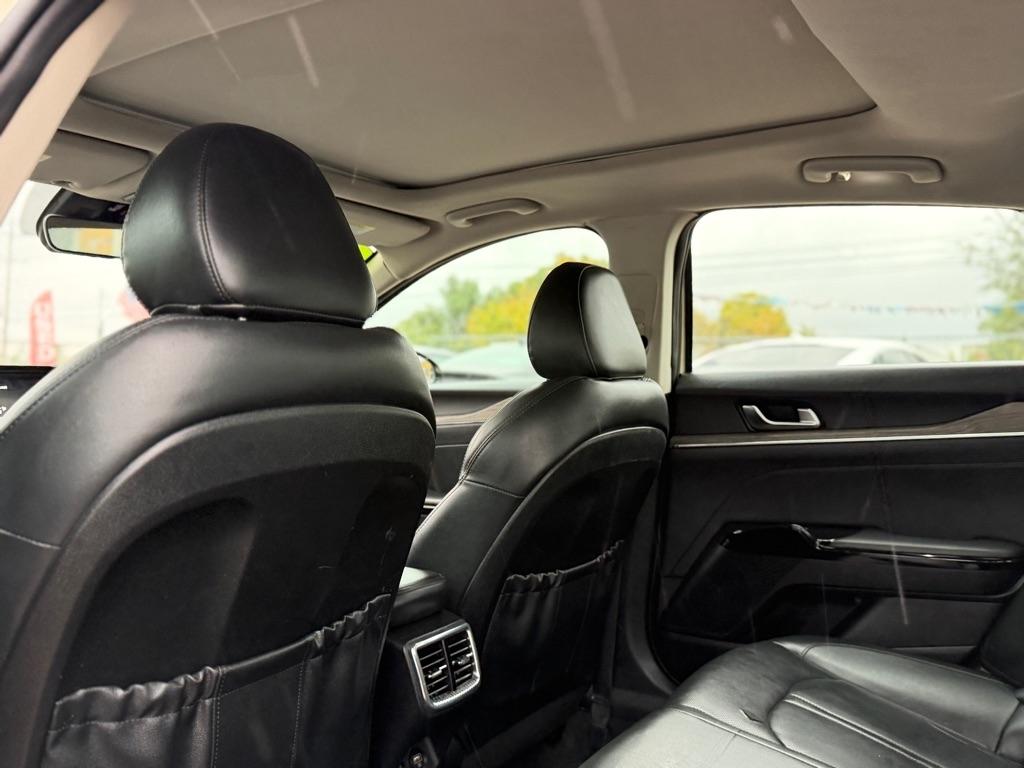 Kia K5 EX 2022