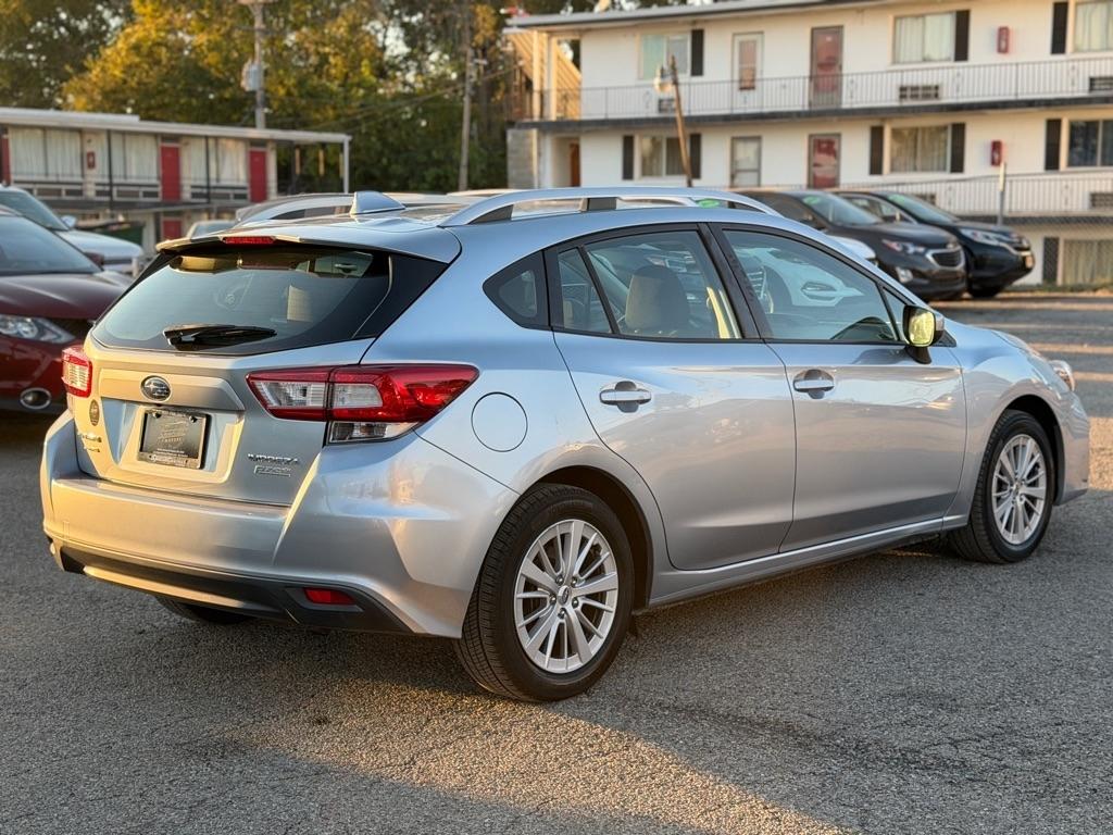 Subaru Impreza 2.0i Premium CVT 5-Door 2017