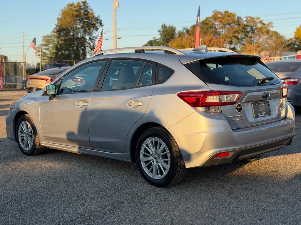 Subaru Impreza 2.0i Premium CVT 5-Door 2017