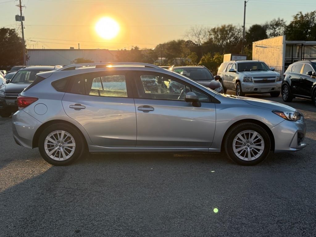 Subaru Impreza 2.0i Premium CVT 5-Door 2017