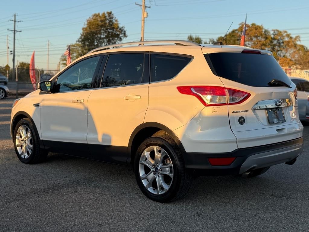 Ford Escape Titanium 4WD 2015