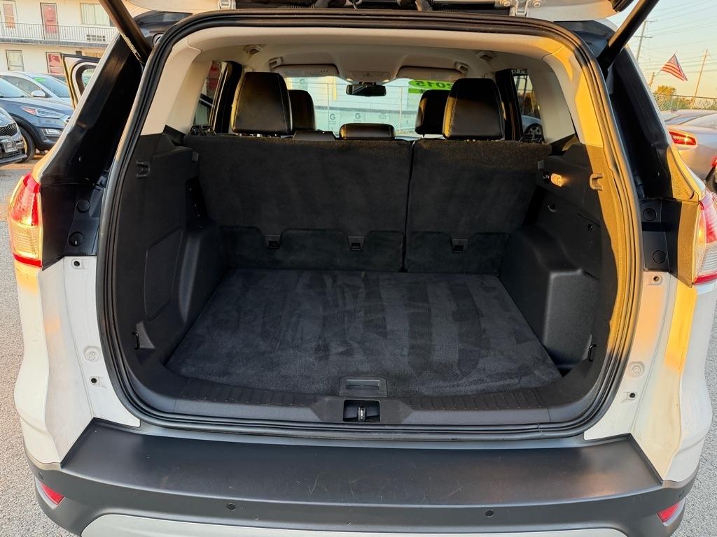 Ford Escape Titanium 4WD 2015