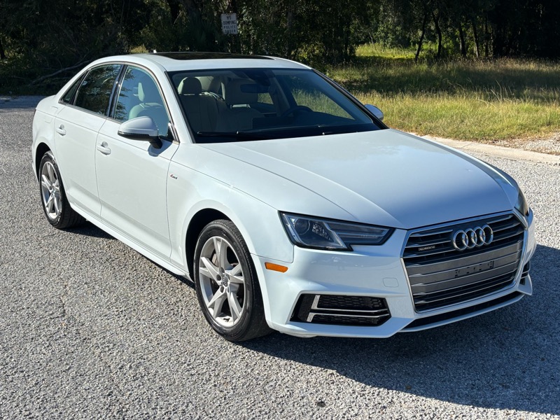 Audi A4  2018 Audi A4  2018