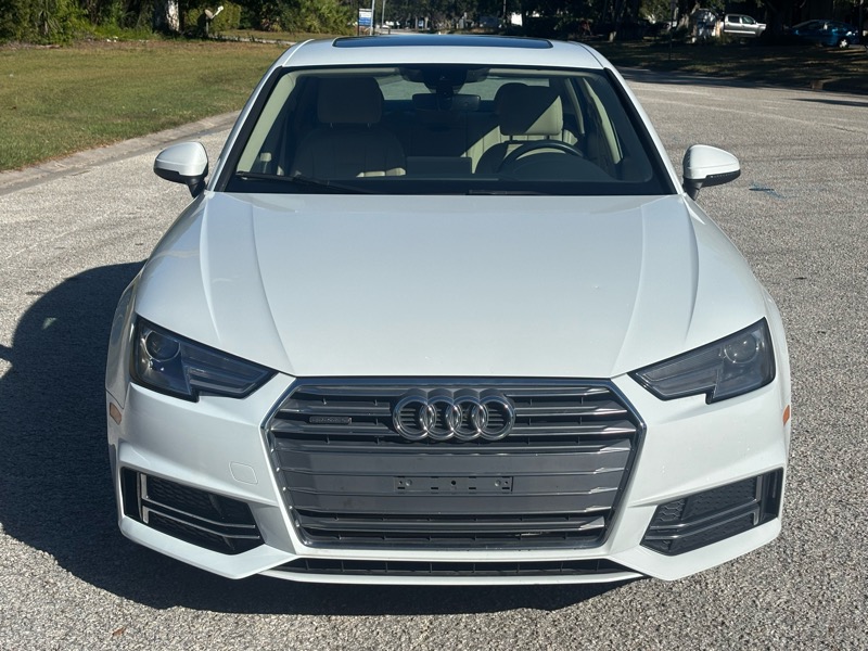 Audi A4  2018 Audi A4  2018