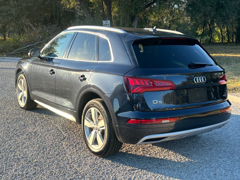 Audi Q5  2019