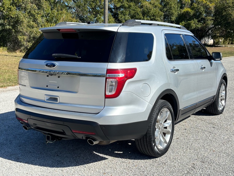 Ford Explorer Limited FWD 2011