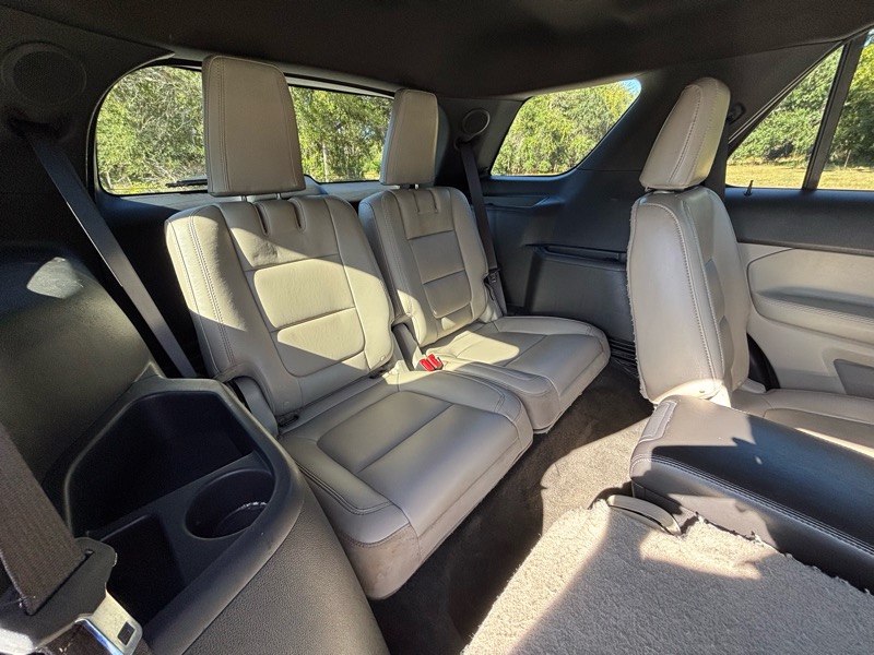 Ford Explorer Limited FWD 2011