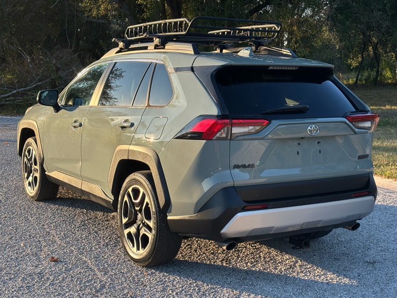 Toyota RAV4 Adventure AWD 2019