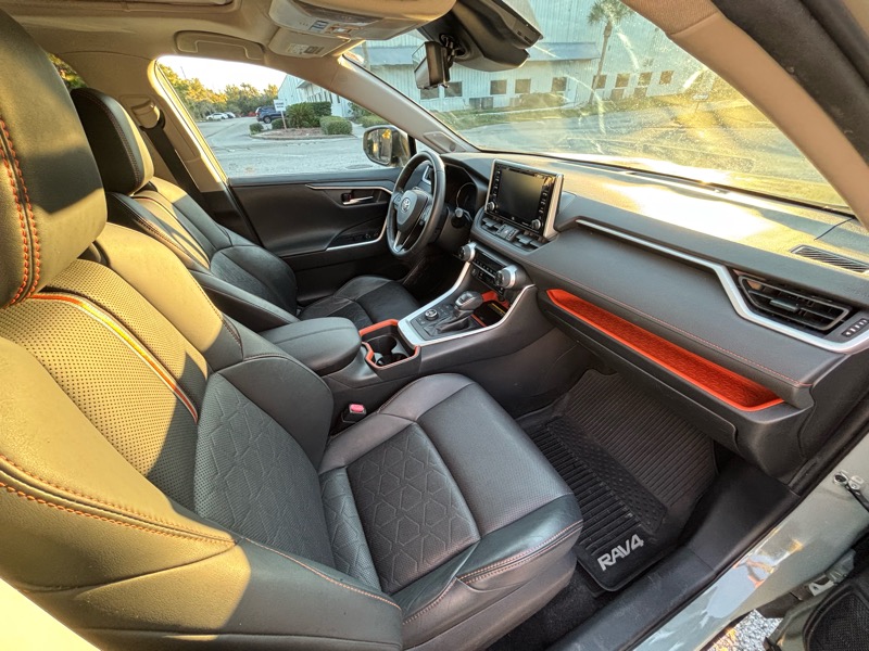 Toyota RAV4 Adventure AWD 2019