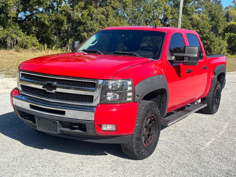 Chevrolet Silverado 1500 LT Crew Cab 4WD 2011
