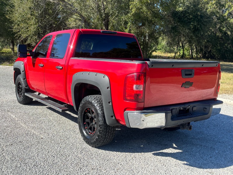 Chevrolet Silverado 1500 LT Crew Cab 4WD 2011