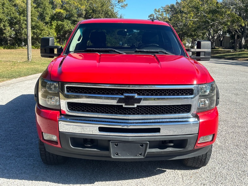 Chevrolet Silverado 1500 LT Crew Cab 4WD 2011