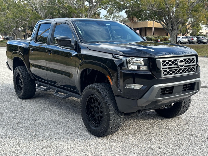 Nissan Frontier  2023