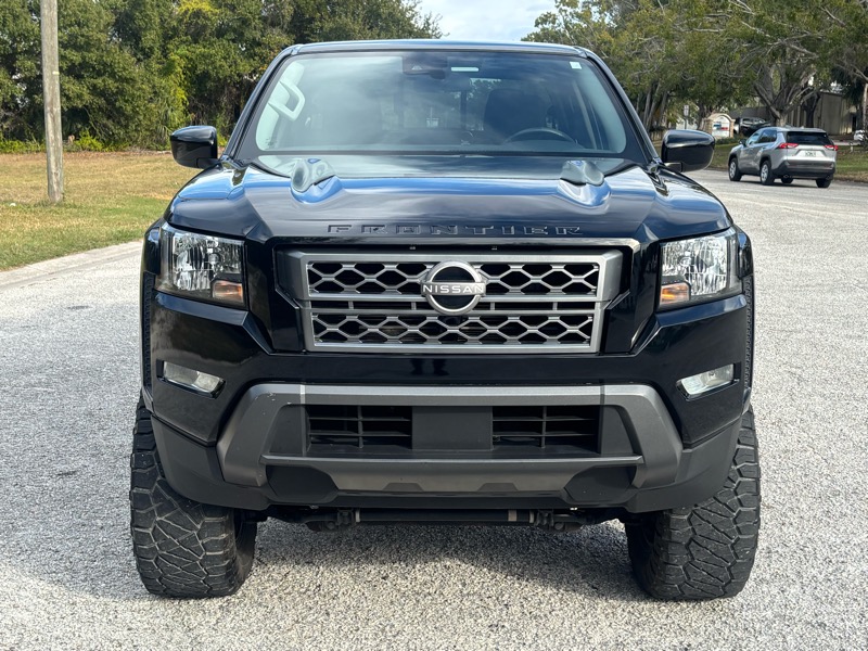 Nissan Frontier  2023