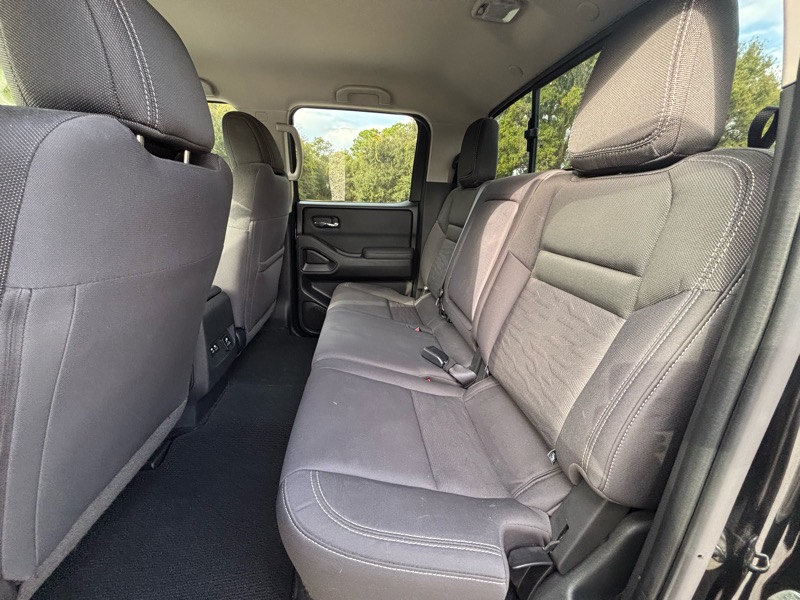 Nissan Frontier  2023