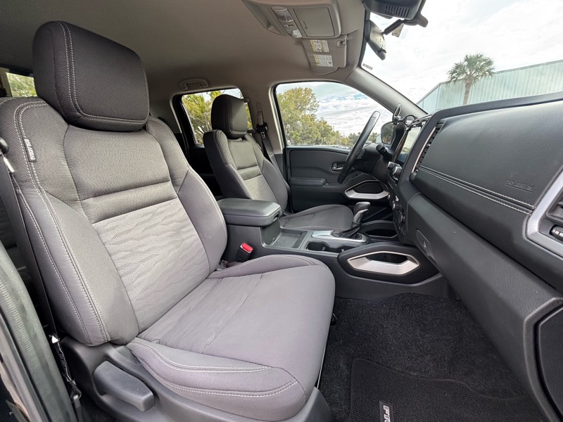 Nissan Frontier  2023