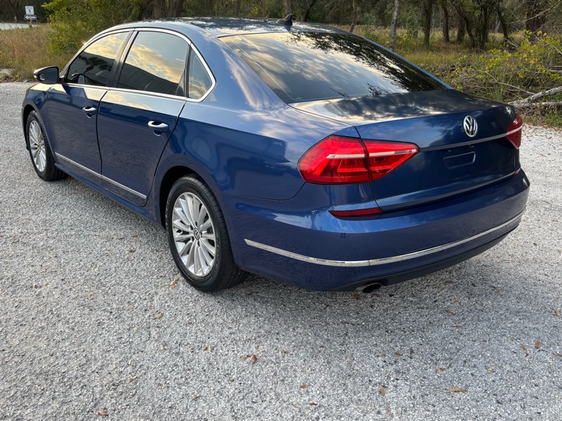Volkswagen Passat SE 2016