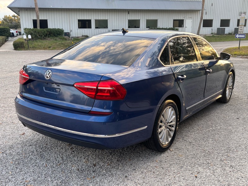 Volkswagen Passat SE 2016