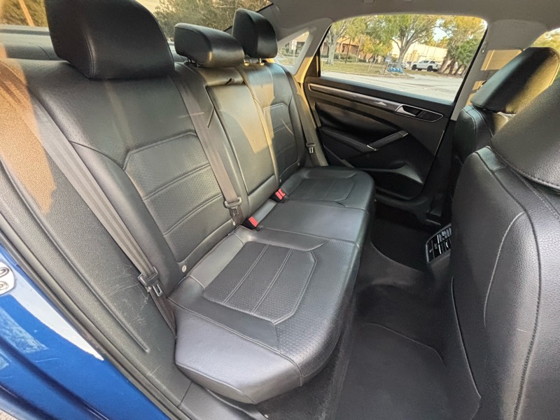 Volkswagen Passat SE 2016