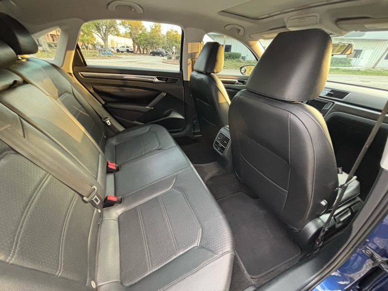 Volkswagen Passat SE 2016