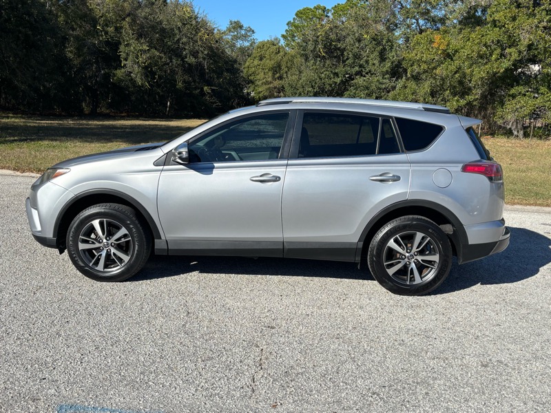 Toyota RAV4 XLE 2016